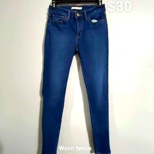 Levi's skinny jeans